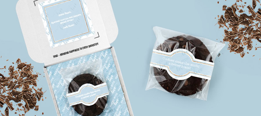 Letterbox package World Chocolate Day Chocolate cake 