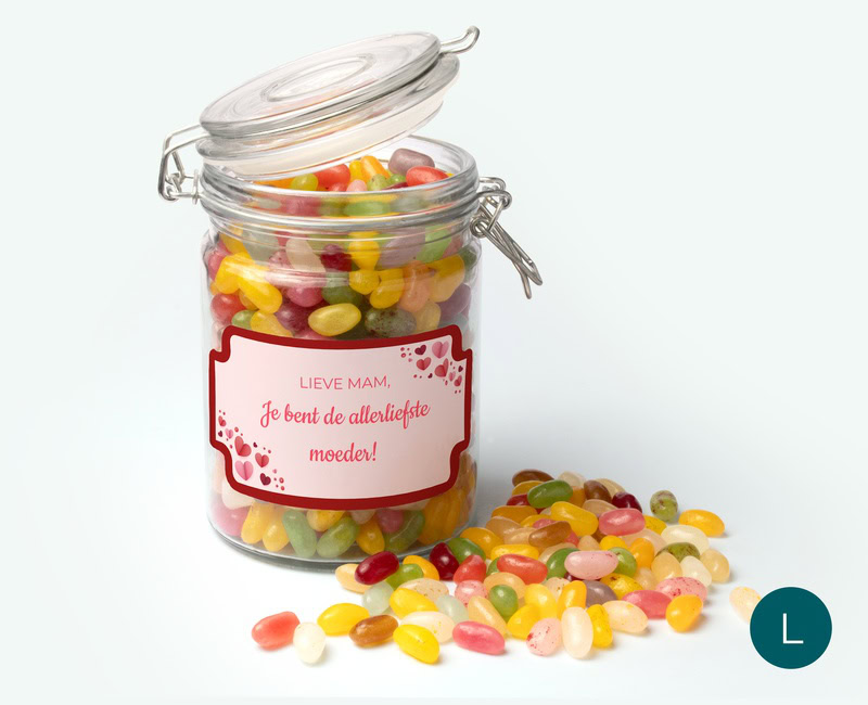 grote snoeppot met gepersonaliseerd etiket als moederdag cadeau