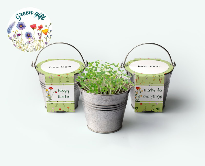 mini bucket as a green thank-you for Easter with personalised wrapper