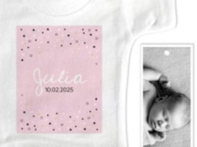 Mini tshirt geboortekaartje met roze en een foto