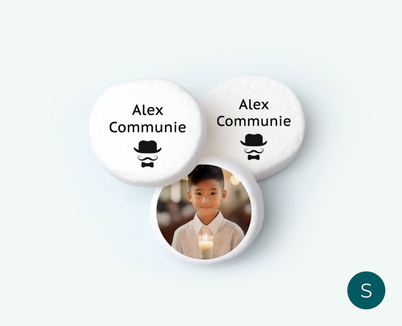 Peppermint thank yous with your own design for a communion party