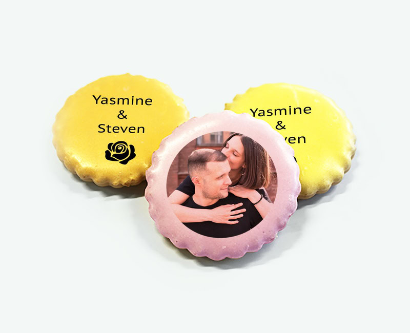 Love biscuits with printed photo as a wedding thank you