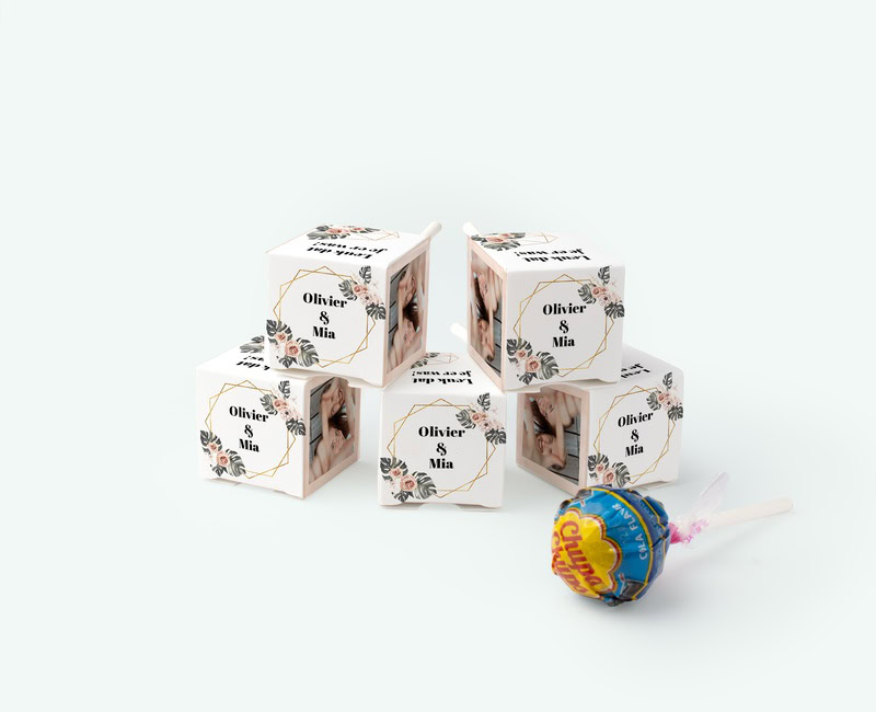 Bedrukte lolly doosjes ingezet als trouwbedankje
