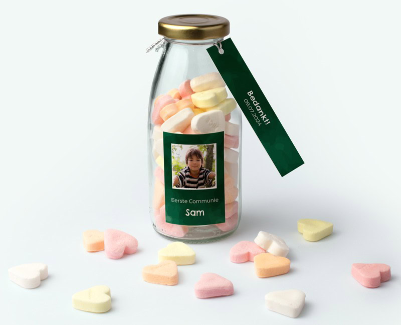 Melkfles met snoep als bedankje voor een lentefeest