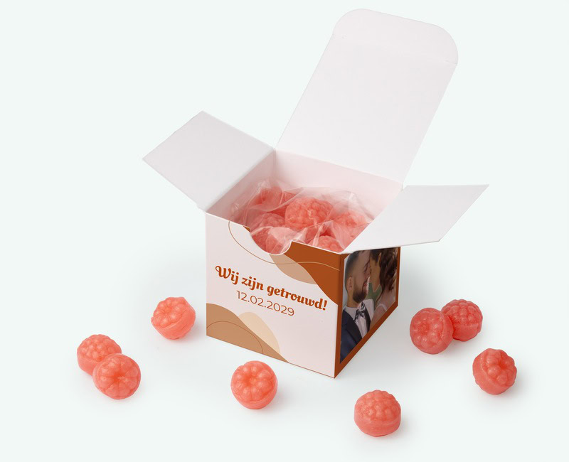 Printed candy box used as wedding thank yous