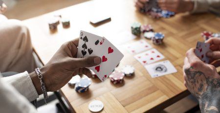 Een kaartspel spelen