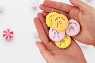 Blogafbeelding likkoekjes bedrukken met een logo